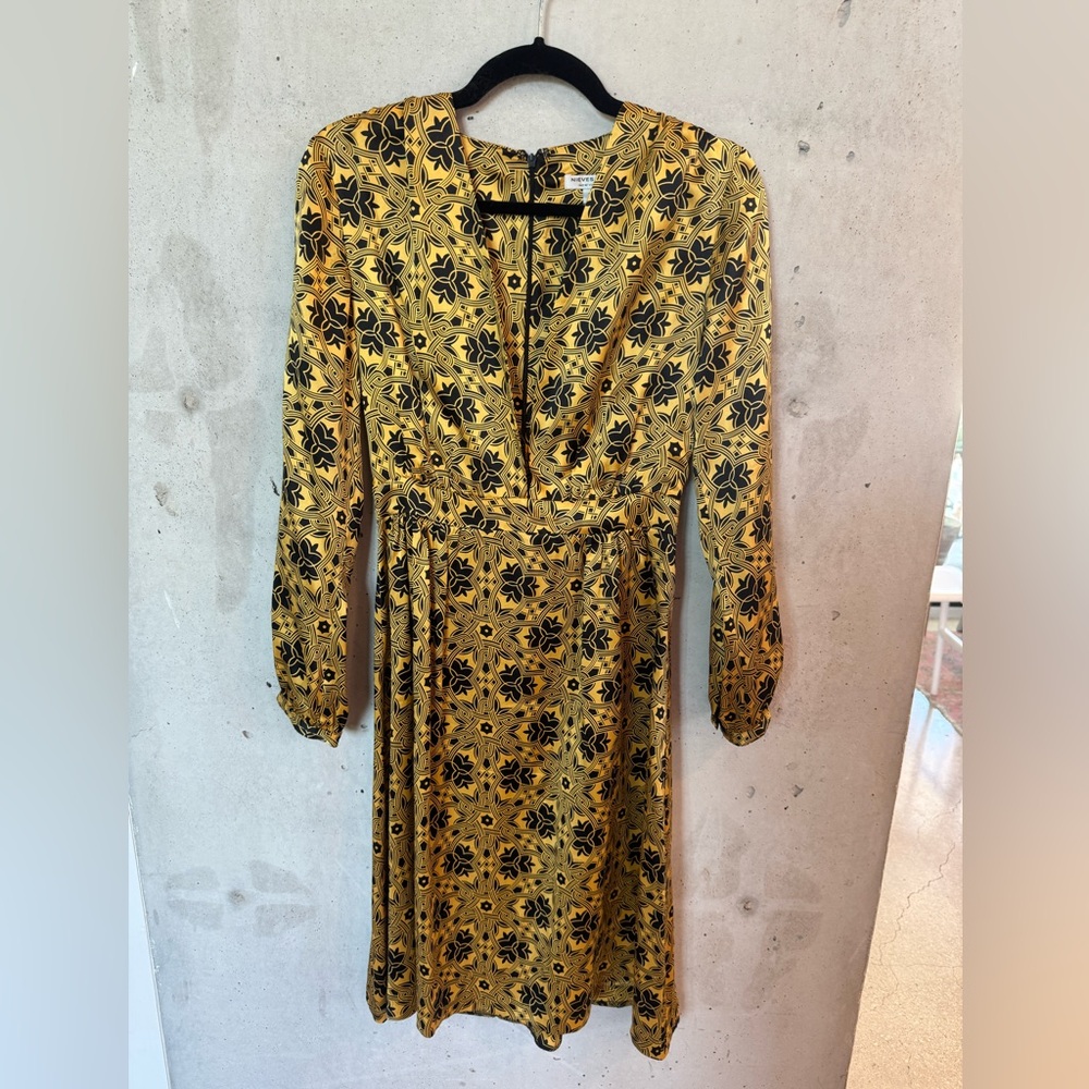 Nieves Lavi silk cocktail dress